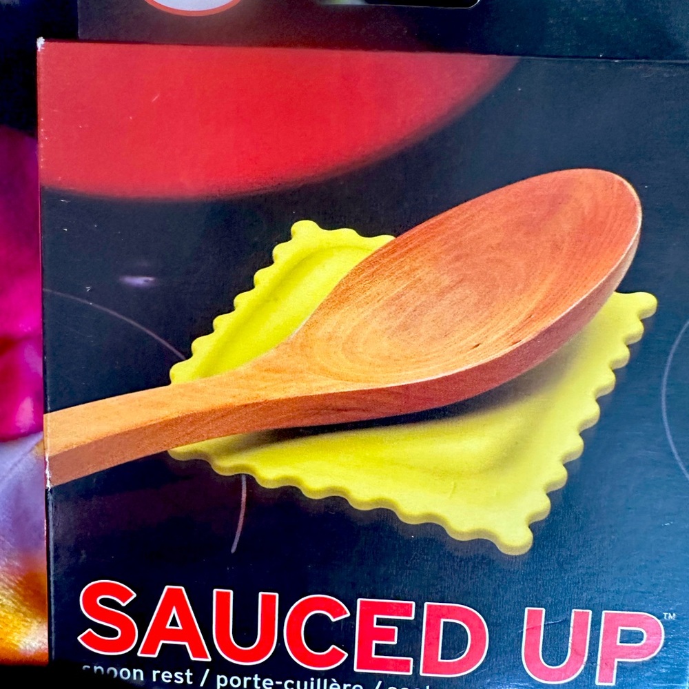New Fred  Sauced up spoon rest